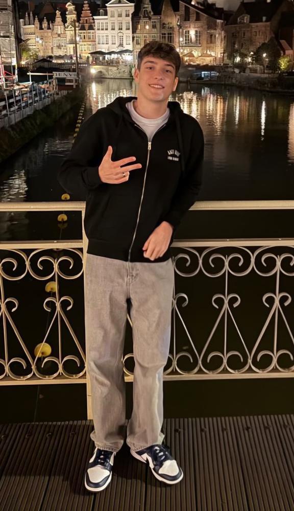 Jesse_foto_bestuur_site.jpeg